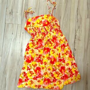 Old Navy pink and yellow maxi dress nwot, never worn
